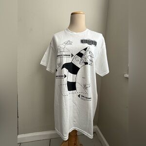 Beetlejuice Beetlejuice Sandworm Summoning T-Shirt | Size Small